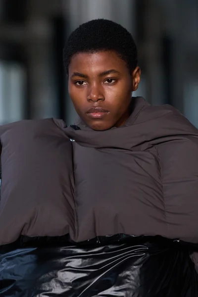 Look 35